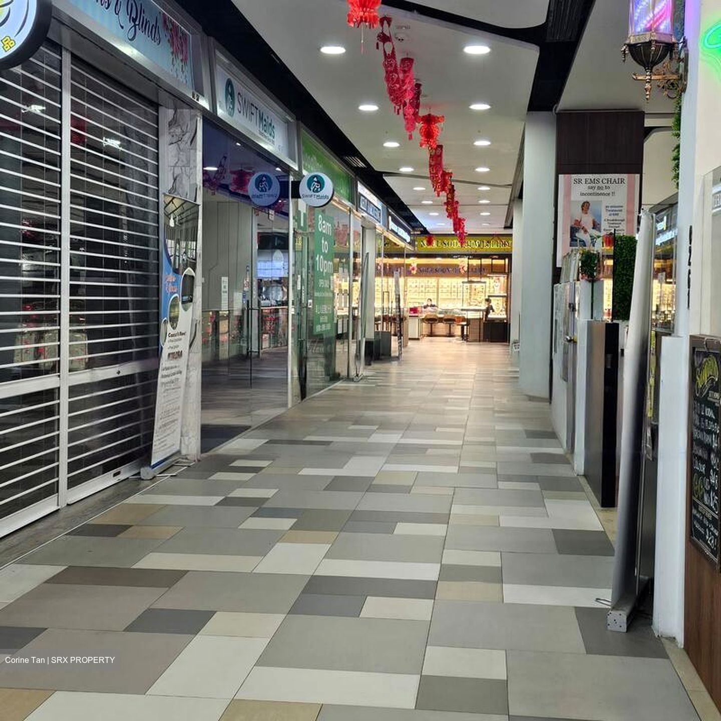 Junction Nine (D27), Retail #455570351